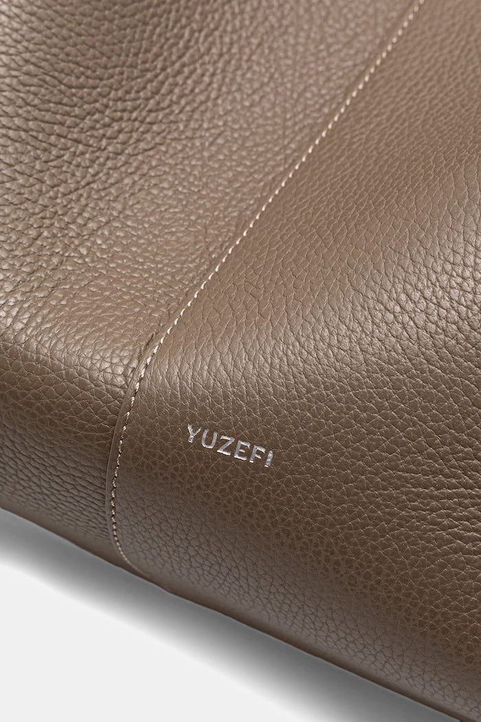 Yuzefi Large Mochi Shopper Kožená Kabelka Béžová YUZSS25-HB-LM-L052