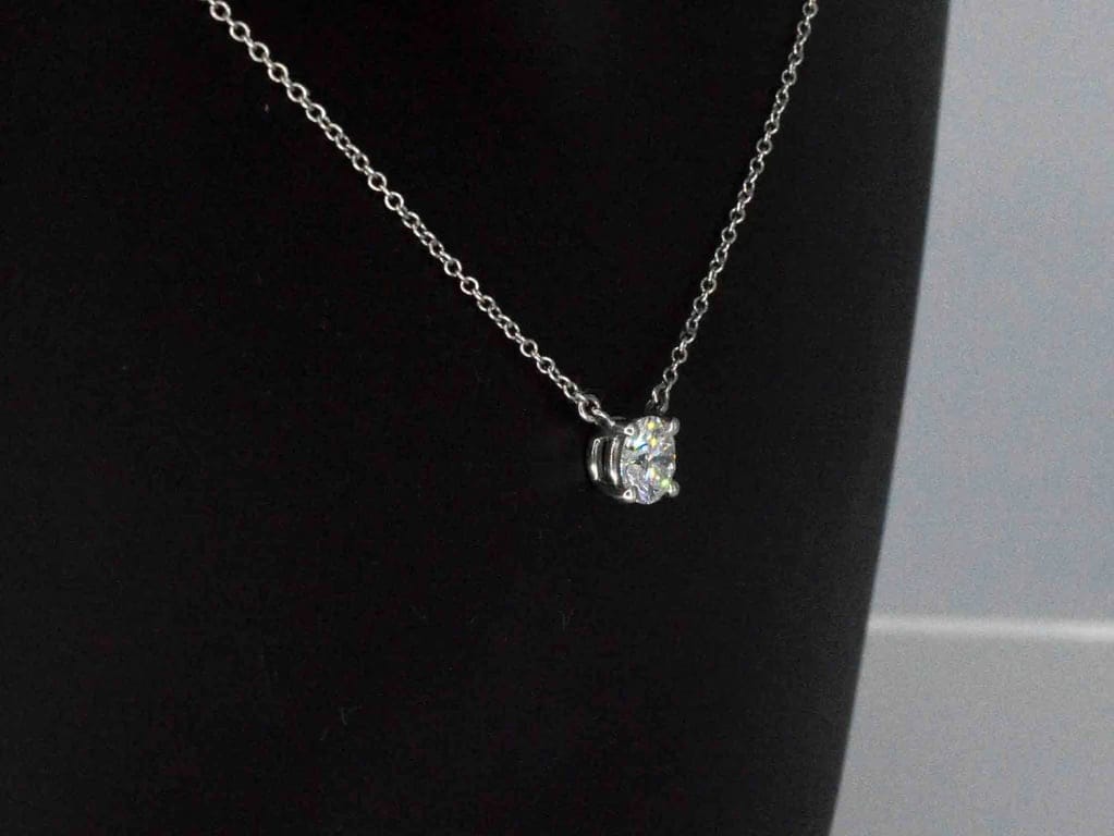 Tiffany & Co. Solitérní Náhrdelník z Platiny s Diamantem 0,60 ct