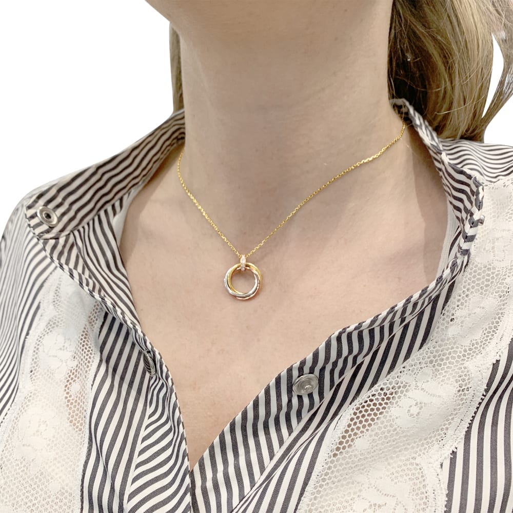 Cartier Trinity Náhrdelník z Trojbarevného Zlata s Diamanty