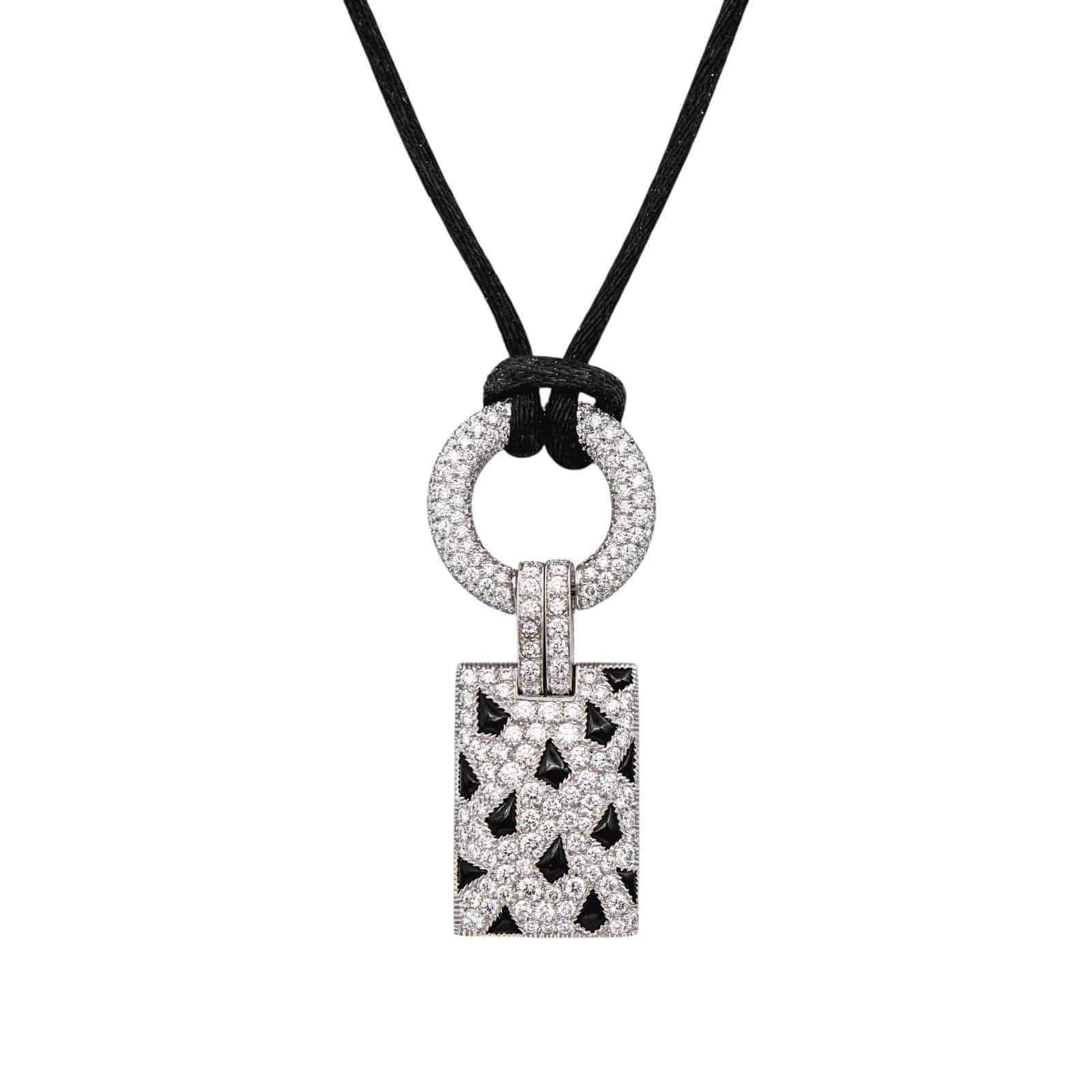 Cartier Panthère Náhrdelník z Bílého Zlata s Diamanty a Onyxem